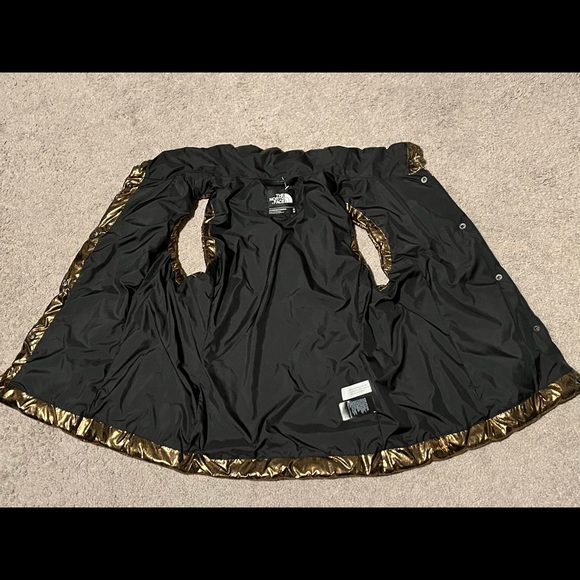 The North Face Hollidown Urban Explorer winter puffer vest women metallic copper - Picture 3 of 13